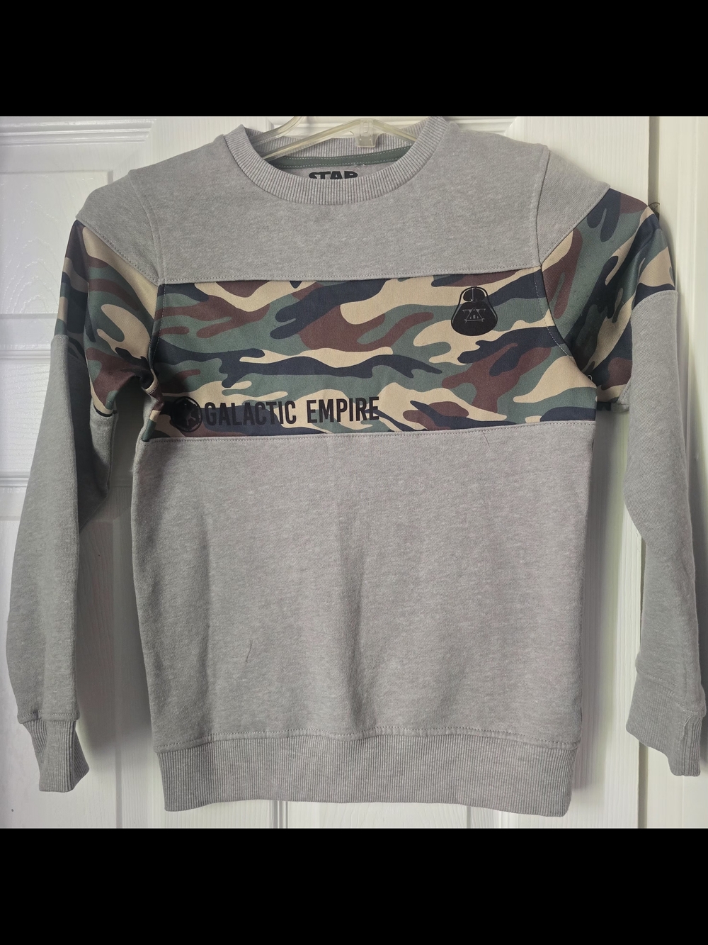 Star Wars Galactic Empire Camo Sweatshirt Youth Medium Gray NWOT